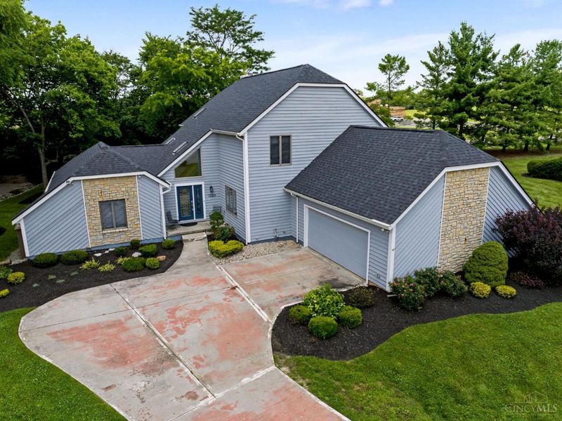 7229 W Hartford Court, West Chester, OH 45069 Photo 2