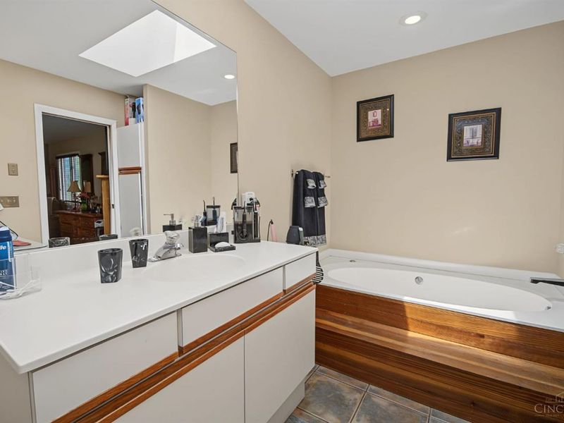 7229 W Hartford Court, West Chester, OH 45069 Photo 34