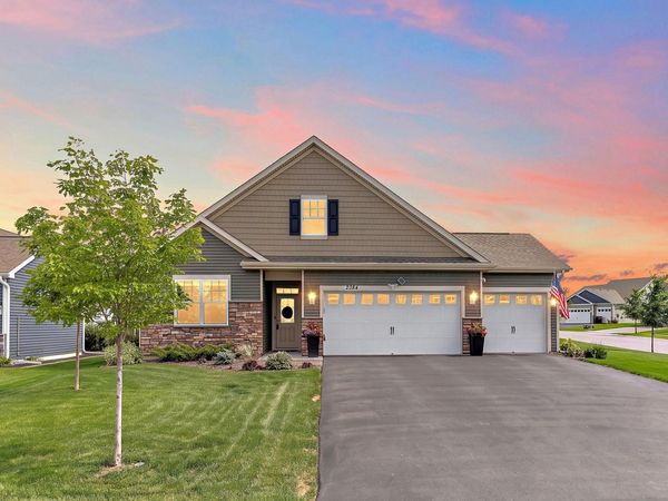 2084 Arcadia Street, Shakopee, MN 55379