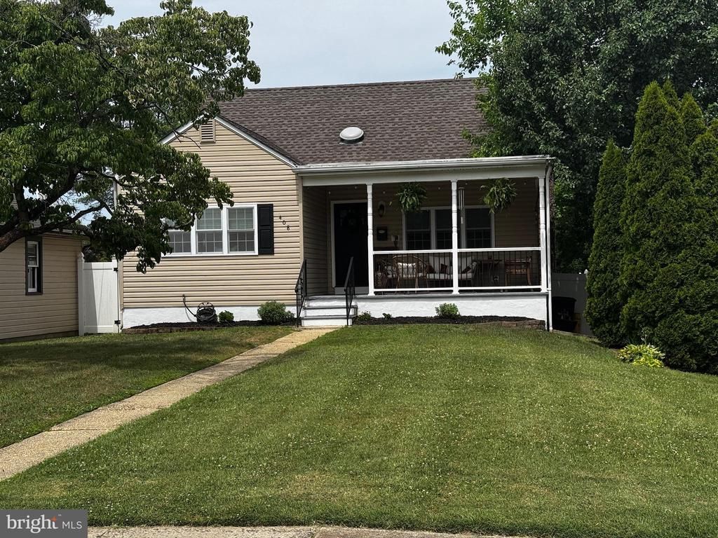 408 Tomlinson Ave, Laurel Springs, NJ 08021 Main Photo