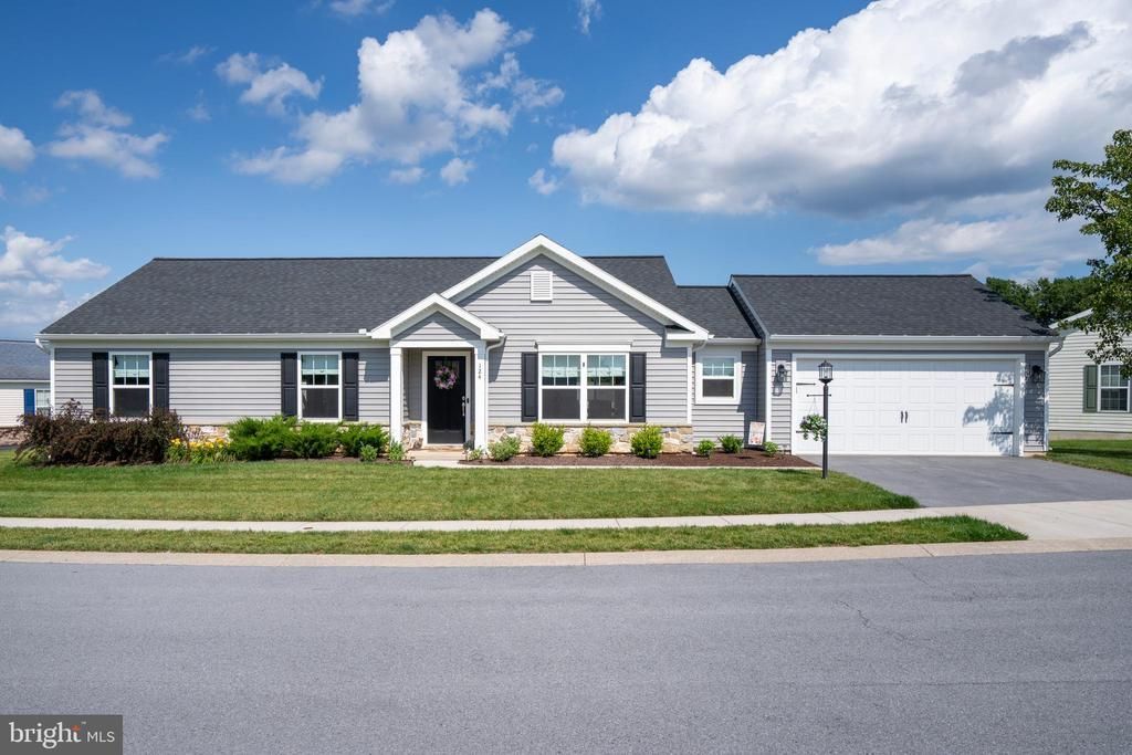 124 MARSHALL BOULEVARD , STATE COLLEGE, PA 16803