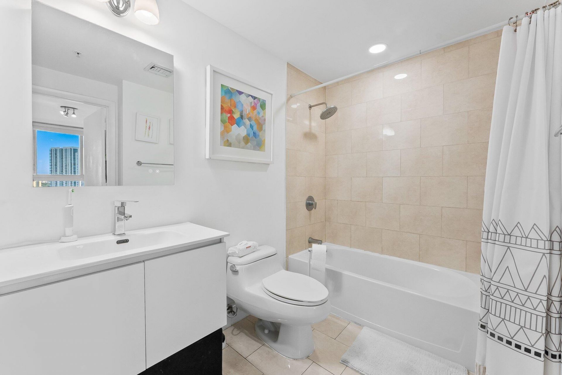90 SW 3rd Street, Unit 1410, Miami, FL 33130 Photo