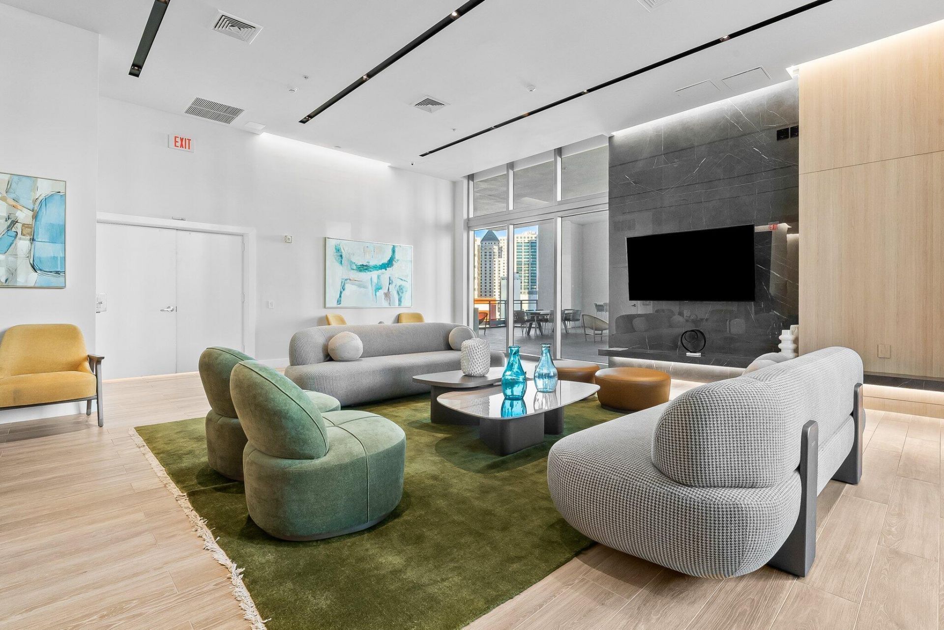 90 SW 3rd Street, Unit 1410, Miami, FL 33130 Photo