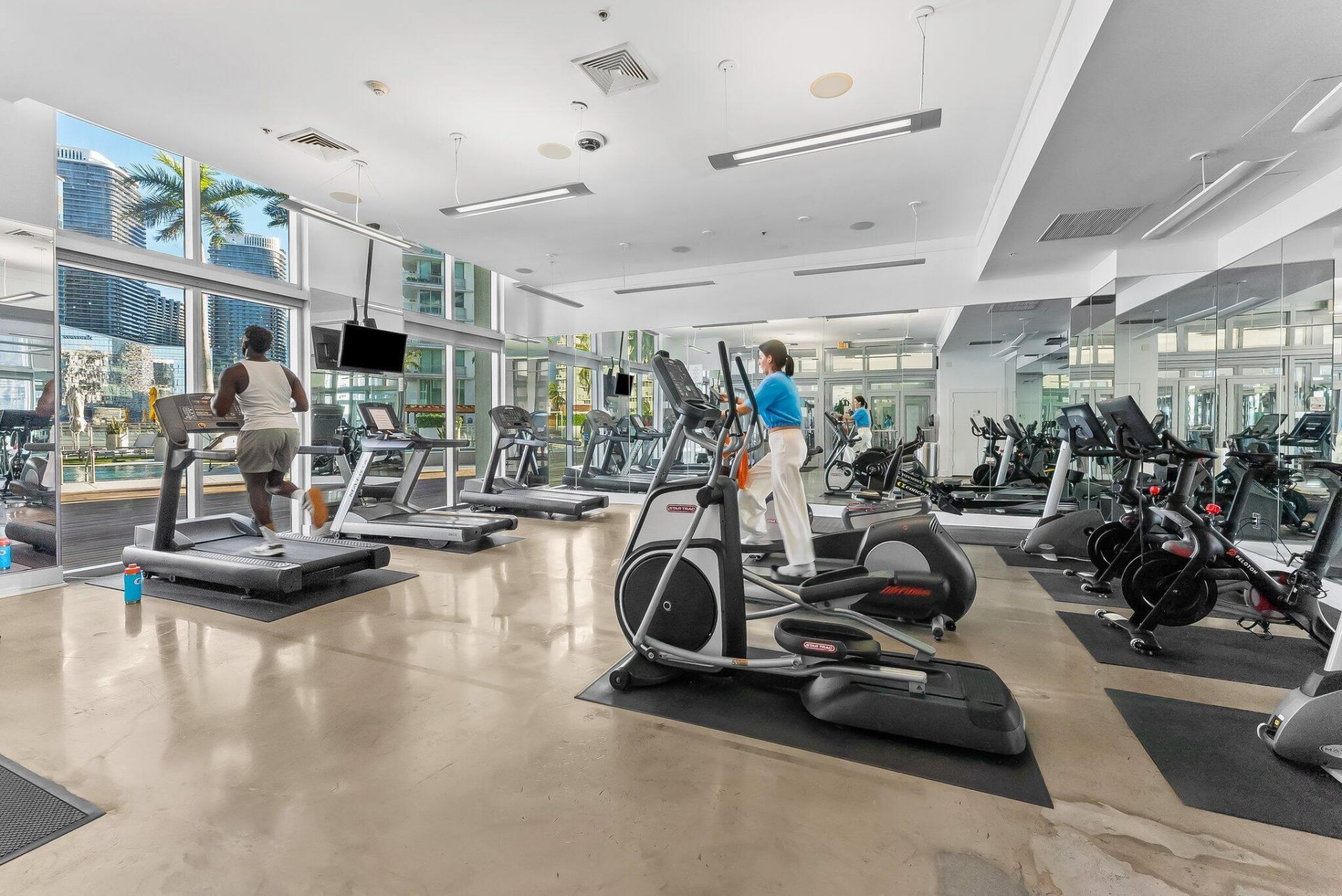 90 SW 3rd Street, Unit 1410, Miami, FL 33130 Photo