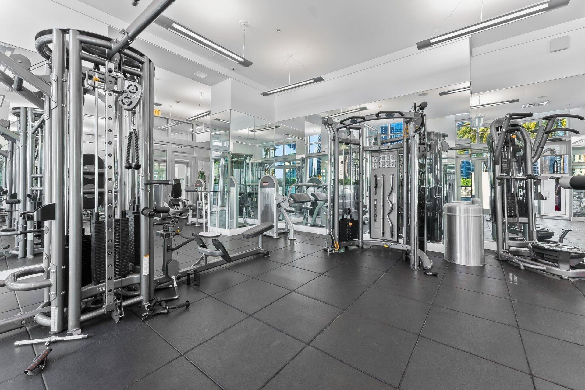 90 SW 3rd Street, Unit 1410, Miami, FL 33130 Photo