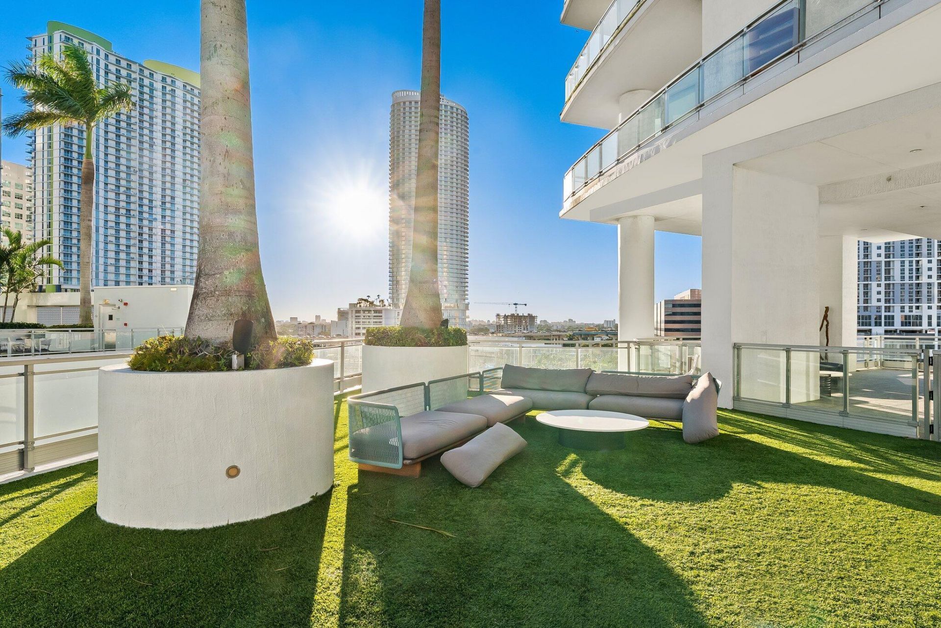 90 SW 3rd Street, Unit 1410, Miami, FL 33130 Photo