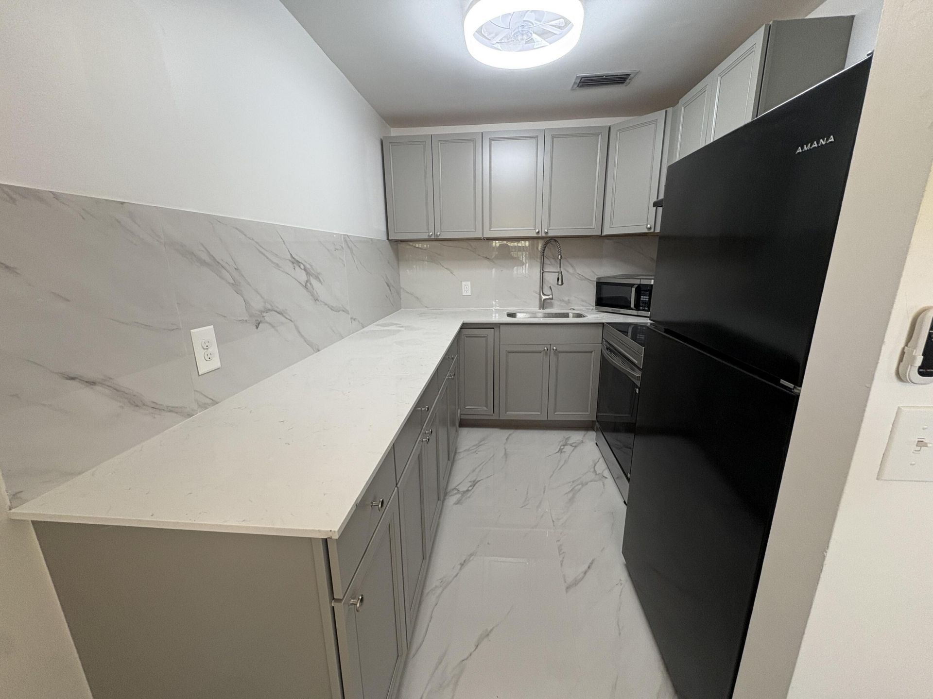 239 Sussex L, West Palm Beach, FL 33417 Photo