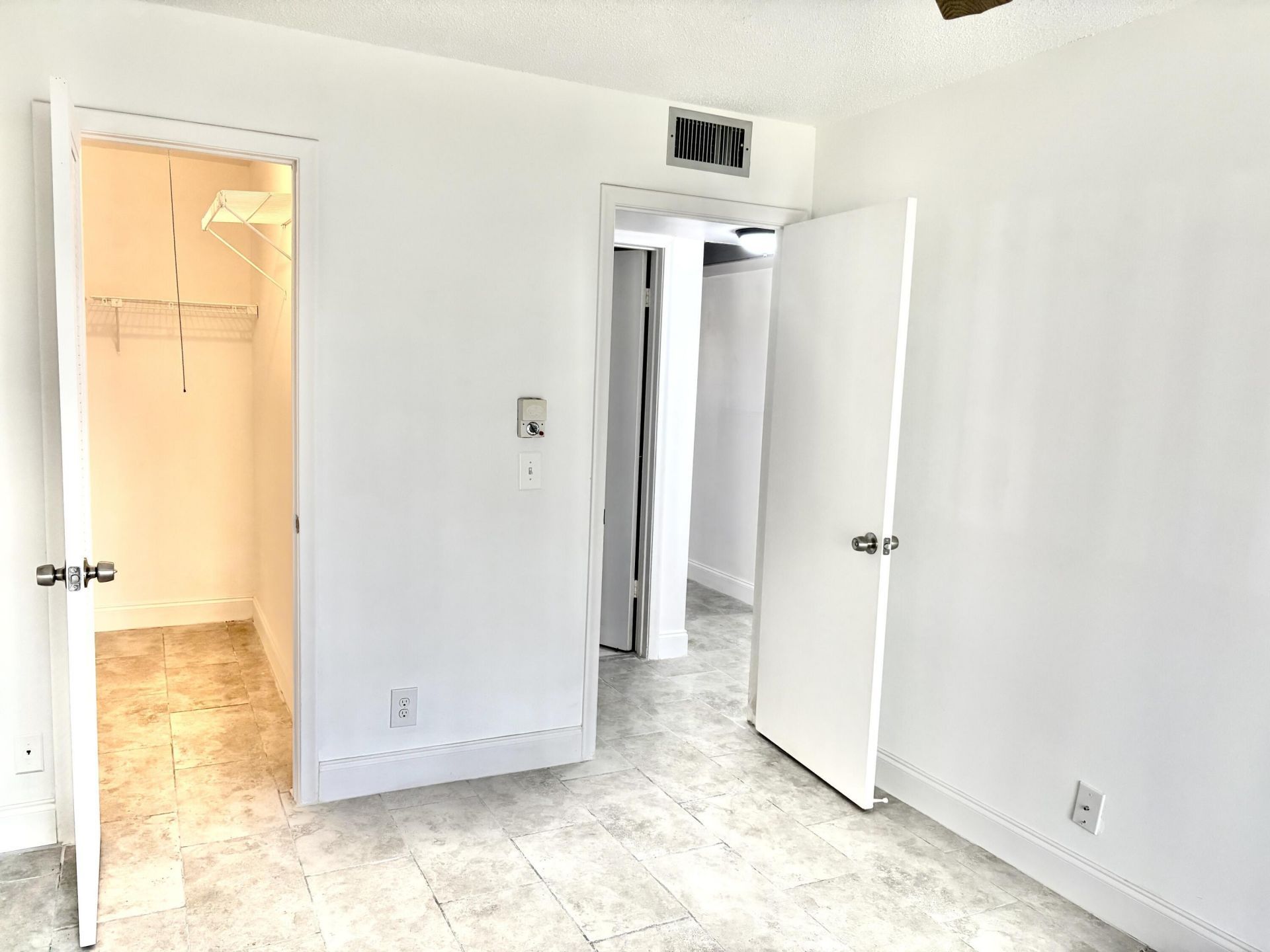 239 Sussex L, West Palm Beach, FL 33417 Photo