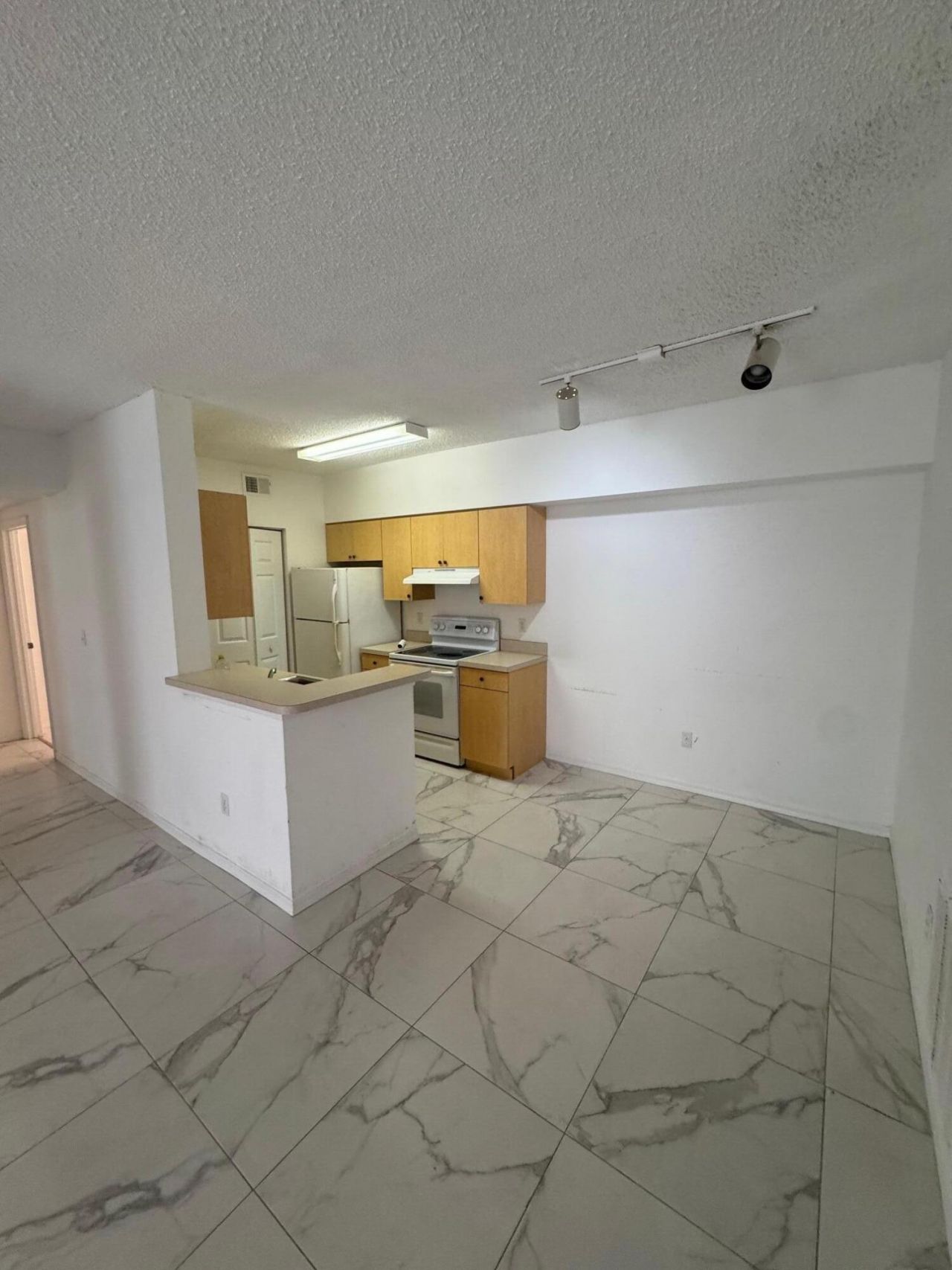10330 Fox Trail Road S, Unit 1206, West Palm Beach, FL 33411 Photo