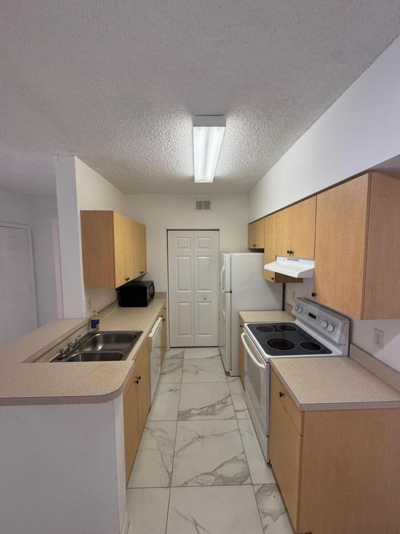 10330 Fox Trail Road S, Unit 1206, West Palm Beach, FL 33411 Photo