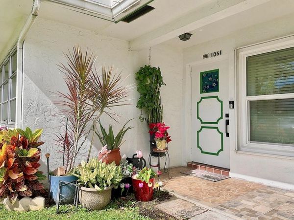 1061 NW 85th Terrace, Unit A111, Plantation, FL 33322