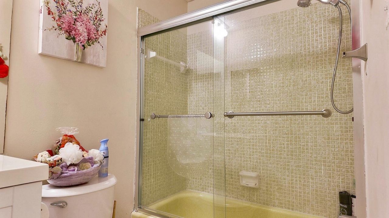1061 NW 85th Terrace, Unit A111, Plantation, FL 33322 Photo