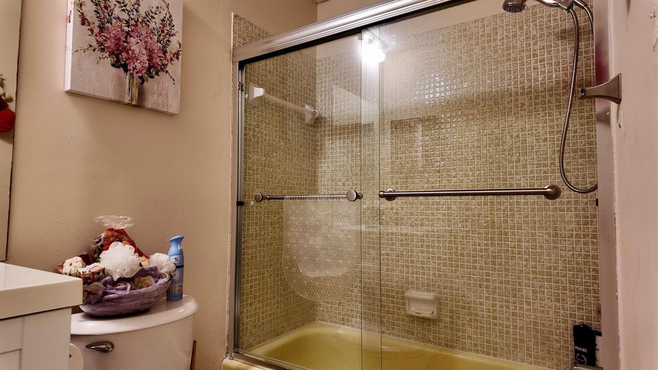 1061 NW 85th Terrace, Unit A111, Plantation, FL 33322 Photo