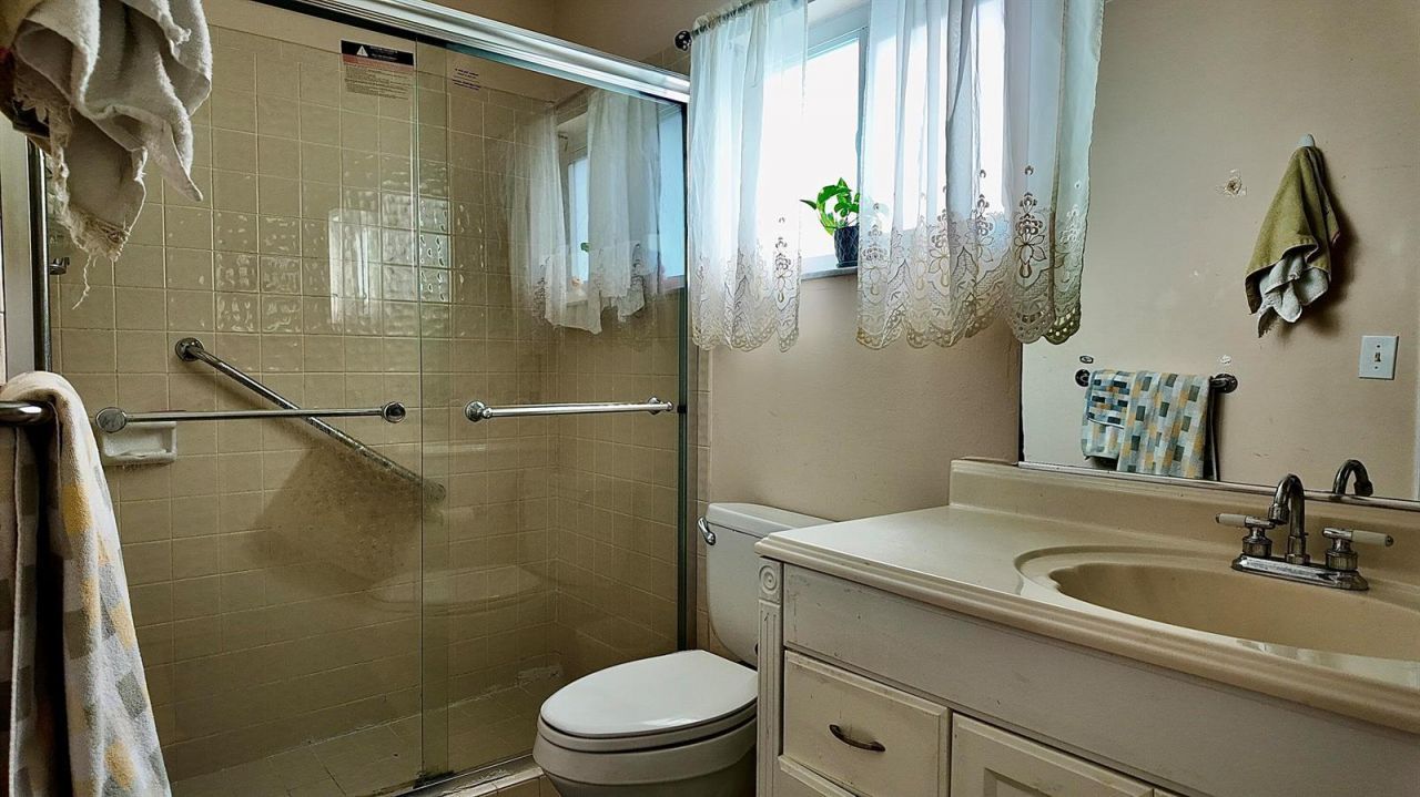 1061 NW 85th Terrace, Unit A111, Plantation, FL 33322 Photo