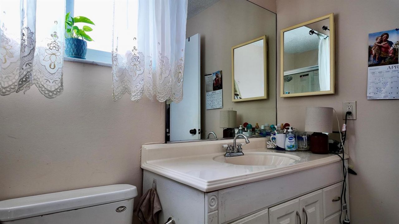 1061 NW 85th Terrace, Unit A111, Plantation, FL 33322 Photo