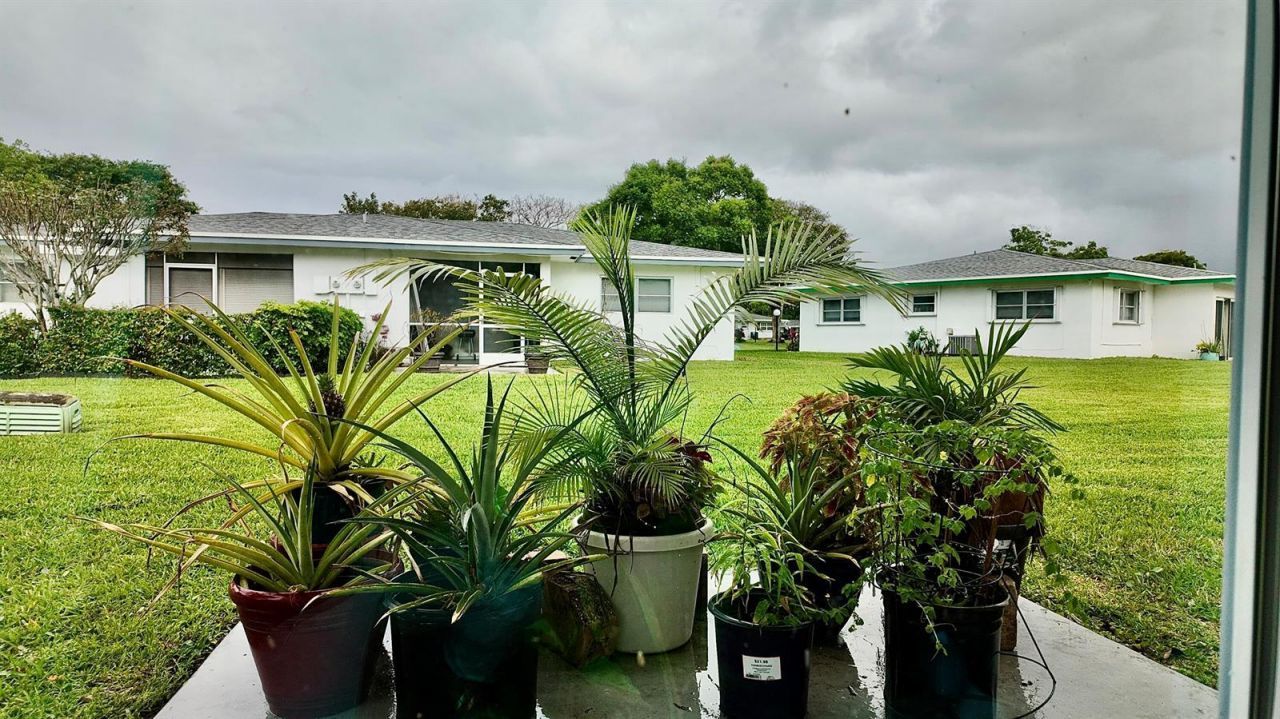 1061 NW 85th Terrace, Unit A111, Plantation, FL 33322 Photo