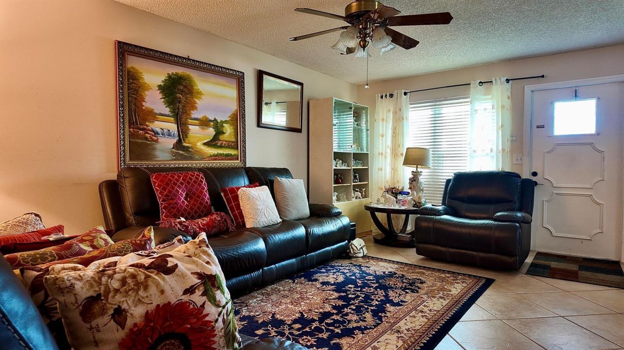 1061 NW 85th Terrace, Unit A111, Plantation, FL 33322 Photo