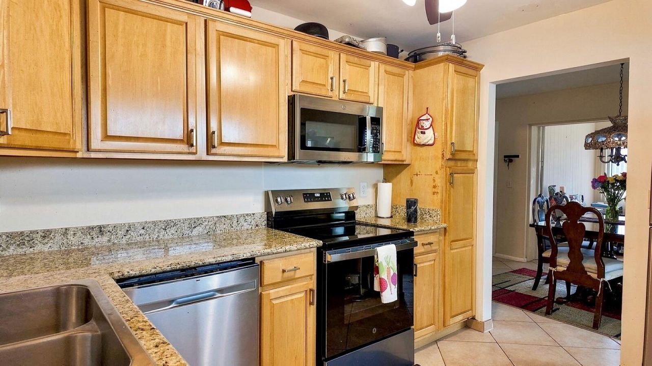 1061 NW 85th Terrace, Unit A111, Plantation, FL 33322 Photo