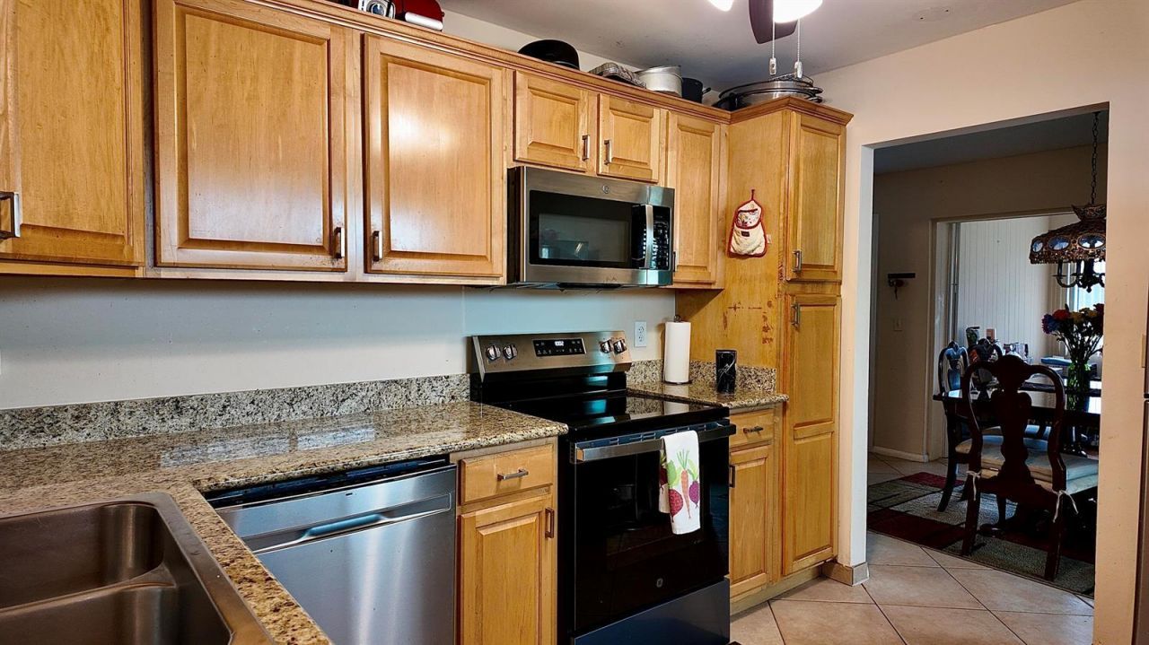 1061 NW 85th Terrace, Unit A111, Plantation, FL 33322 Photo