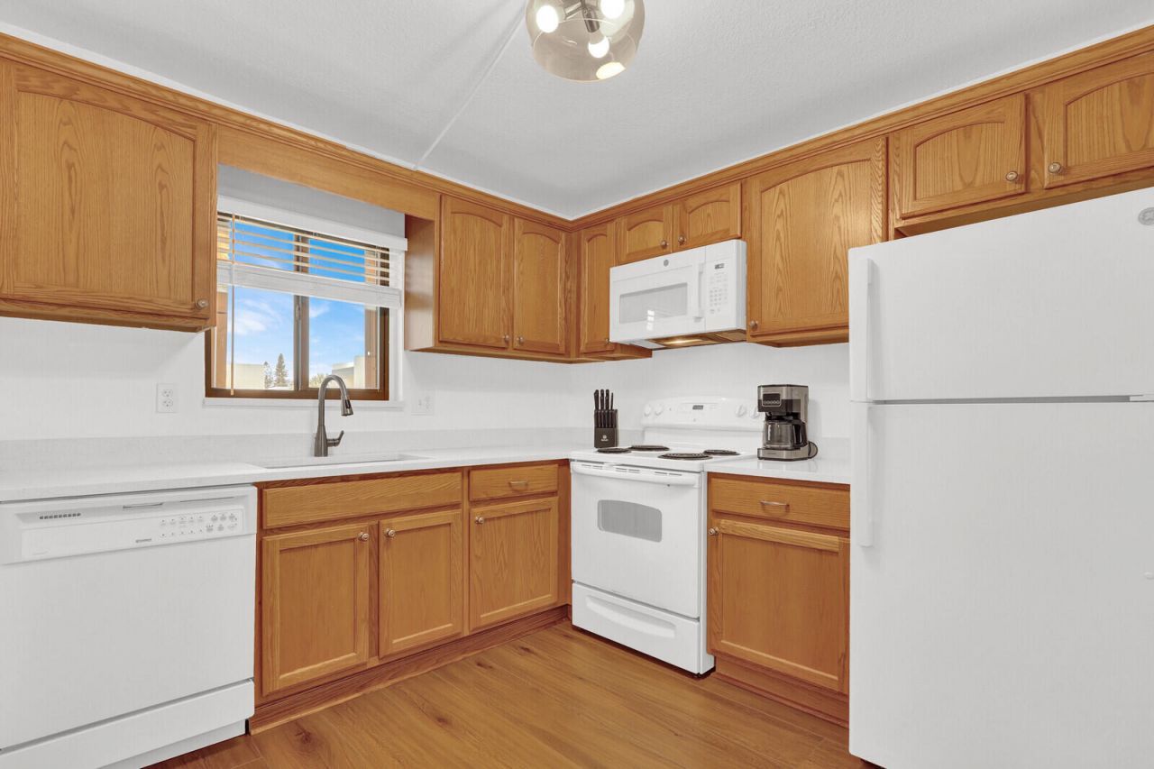 1551 NE 13th Terrace, Unit A9, Jensen Beach, FL 34957 Photo