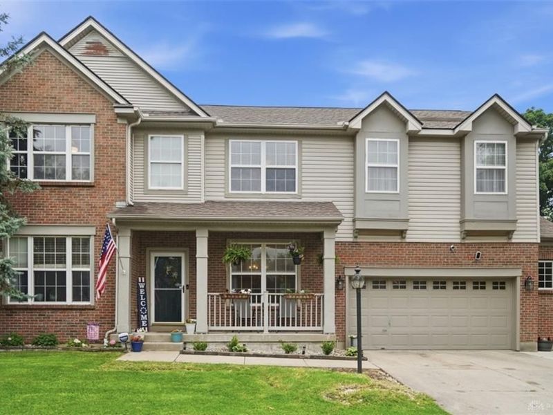 740 Oak Forest Drive, Hamilton Township, OH 45152 Photo 2
