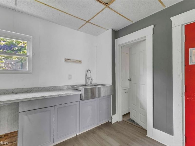 983 E 141st Street, Cleveland, OH 44110 Photo 13