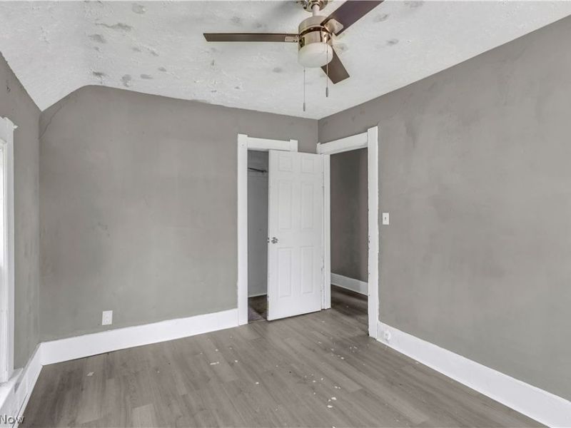 983 E 141st Street, Cleveland, OH 44110 Photo 19