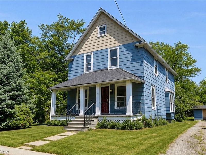 983 E 141st Street, Cleveland, OH 44110 Photo 2