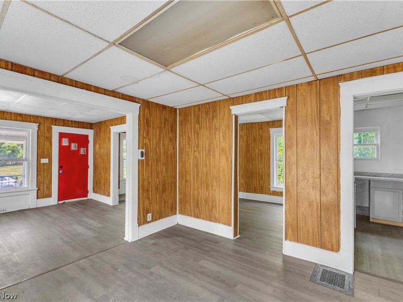 983 E 141st Street, Cleveland, OH 44110 Photo 6