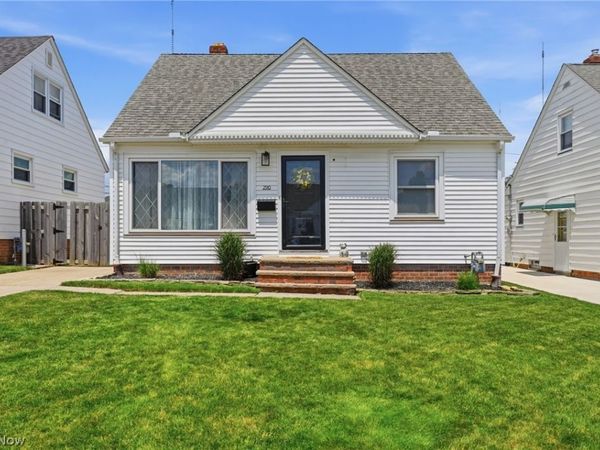 2510 Stanfield Drive , Parma, OH 44134
