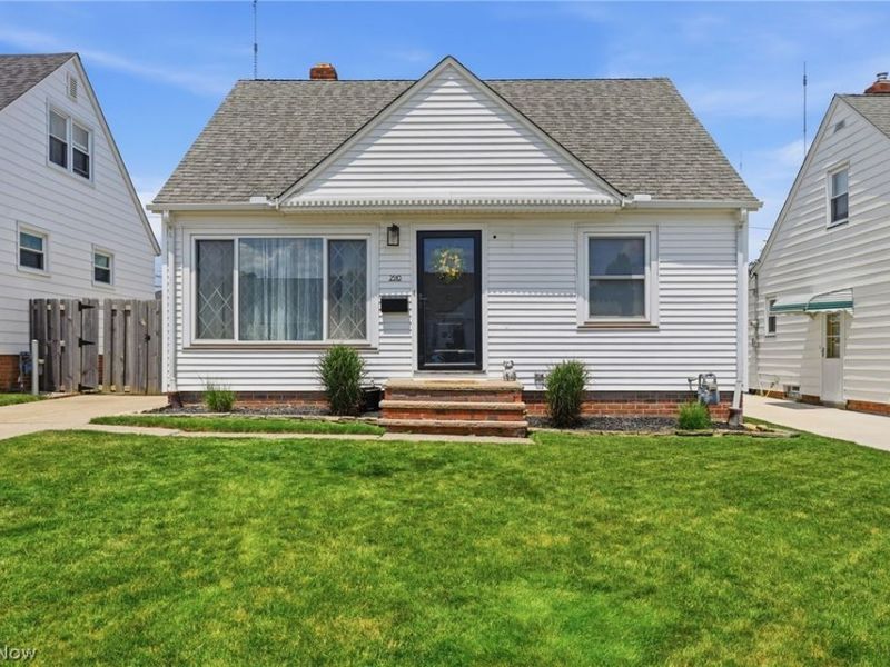 2510 Stanfield Drive, Parma, OH 44134 Photo 1