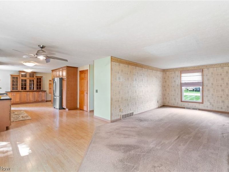 2329 Oak Point Drive , Akron, OH 44321 Photo 11