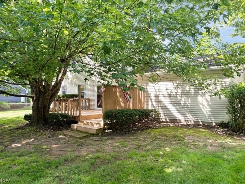 2329 Oak Point Drive , Akron, OH 44321 Photo 30