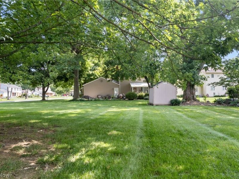 2329 Oak Point Drive , Akron, OH 44321 Photo 32