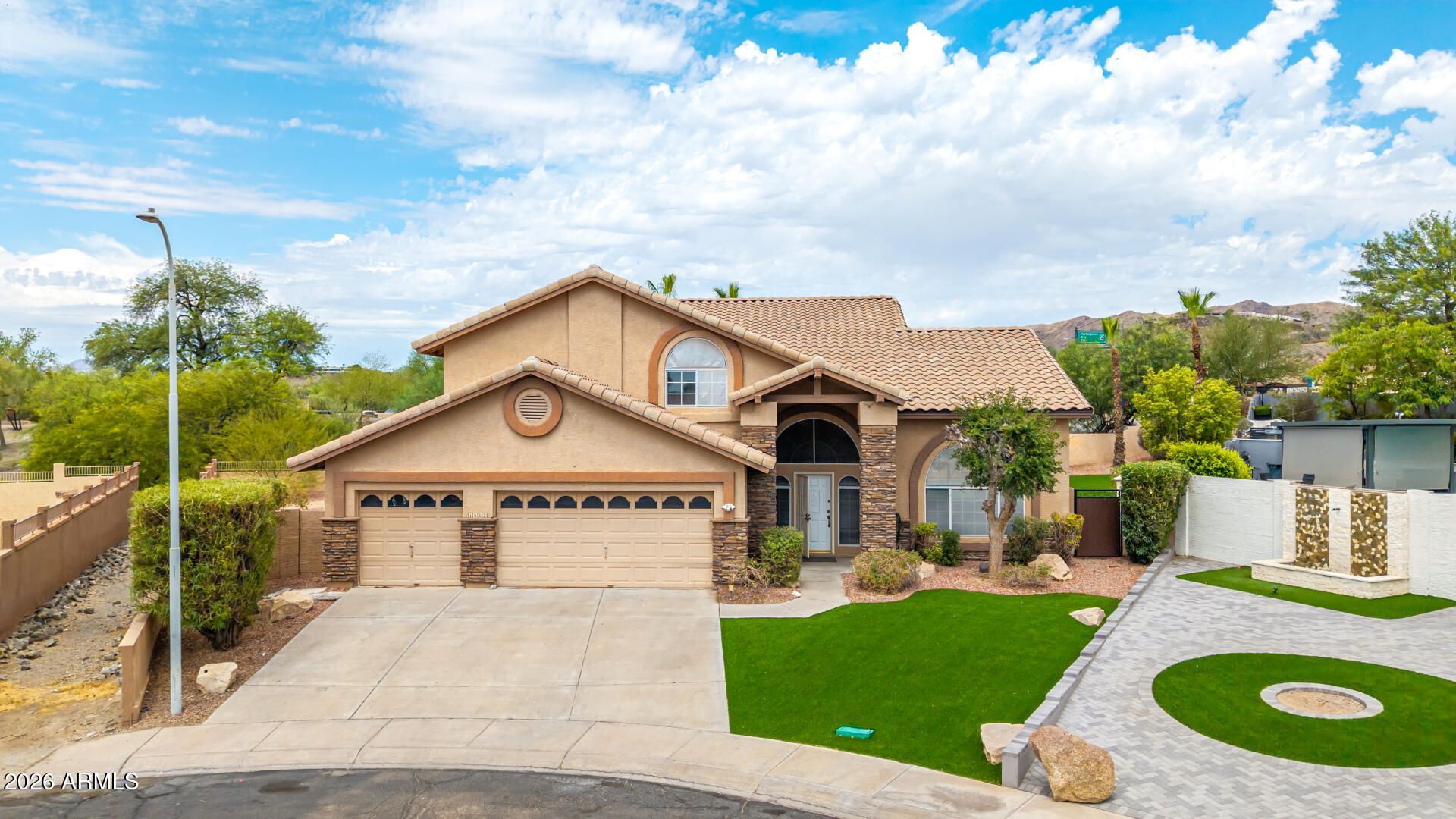 1502 E Windmere Drive, Phoenix, AZ 85048 Main Photo