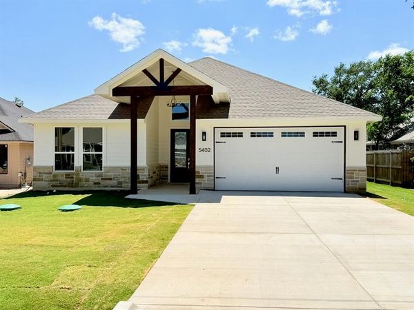 5402 Celina Court, Granbury, TX 76048
