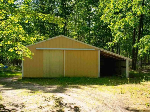 2403 Bennett Road, Topinabee, MI 49791