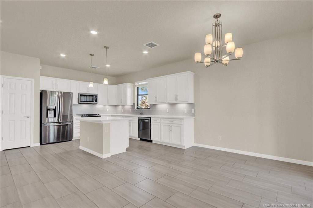 466 SE Vallarta Drive , Port Saint Lucie, FL 34984 Photo