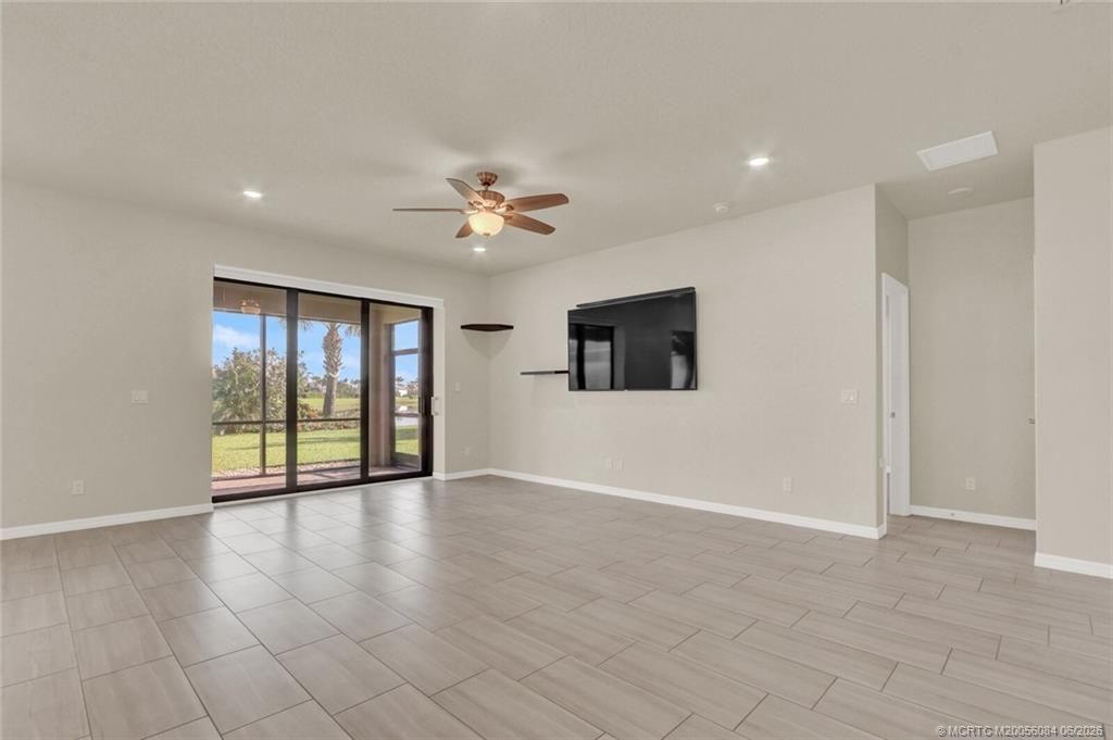 466 SE Vallarta Drive , Port Saint Lucie, FL 34984 Photo