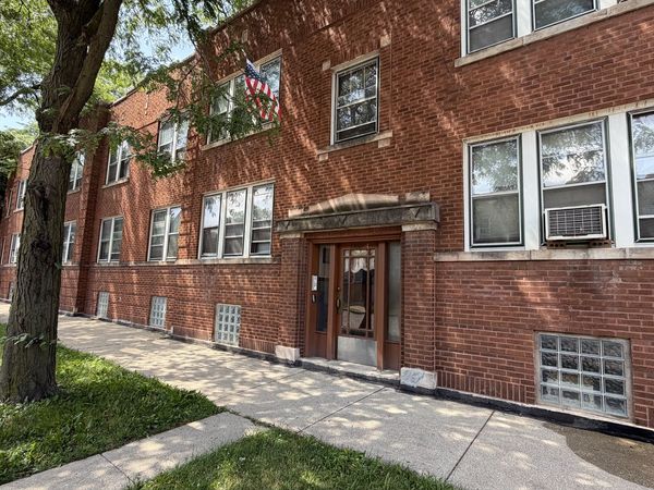 5304 W Potomac Avenue , Unit 1, Chicago, IL 60651