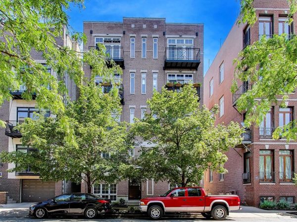 1875 N WINNEBAGO Avenue , Unit 4W, Chicago, IL 60647