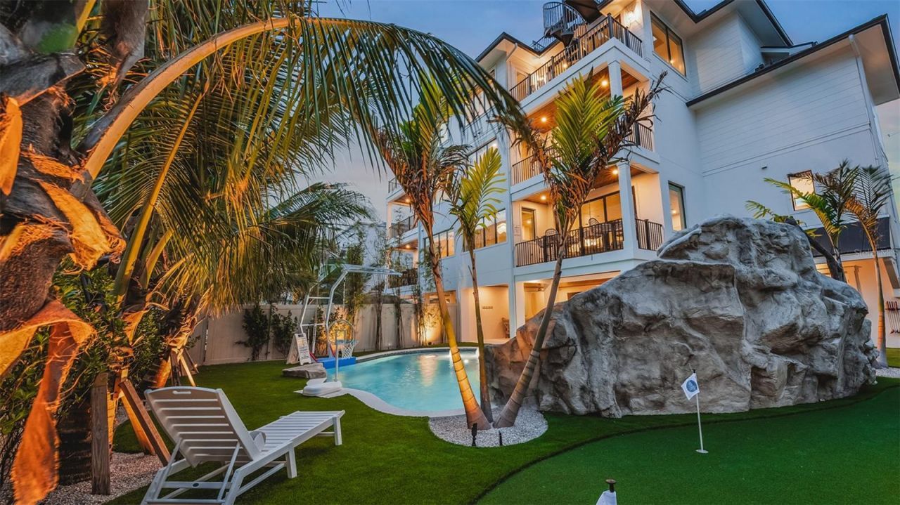 1142 Windsong Lane, Unit A, Sarasota, FL 34242 Photo