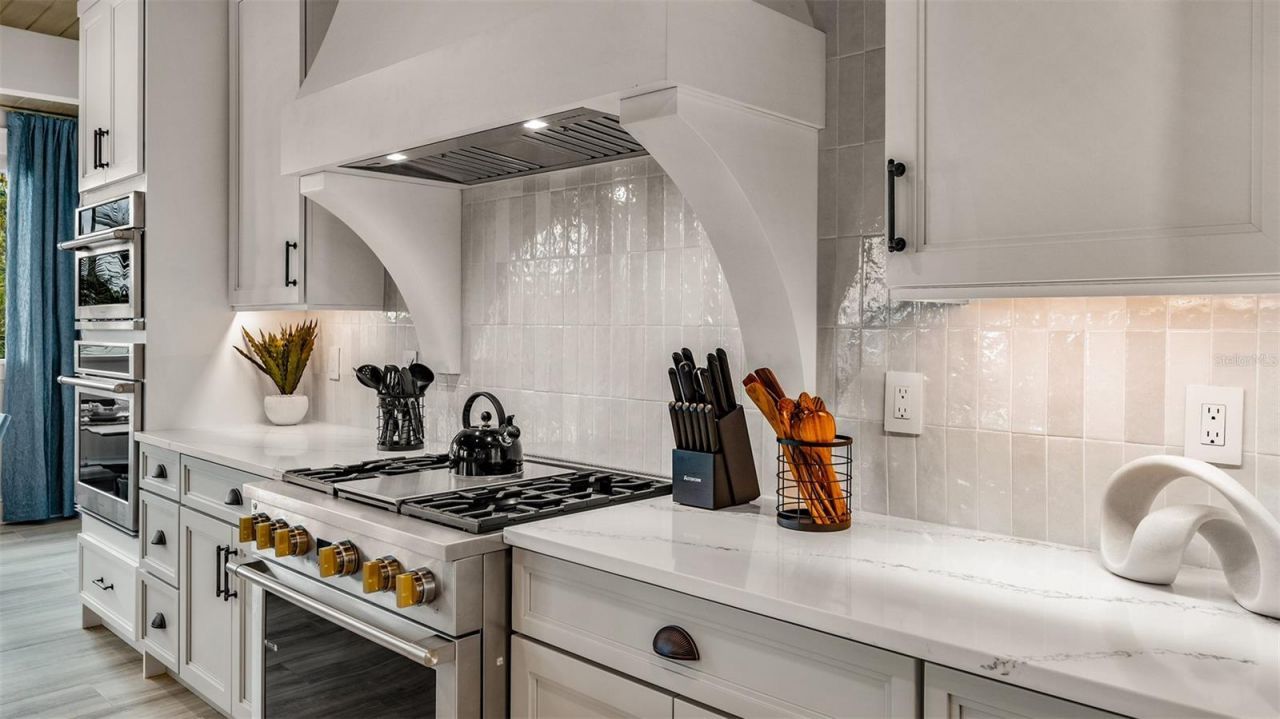 1142 Windsong Lane, Unit A, Sarasota, FL 34242 Photo