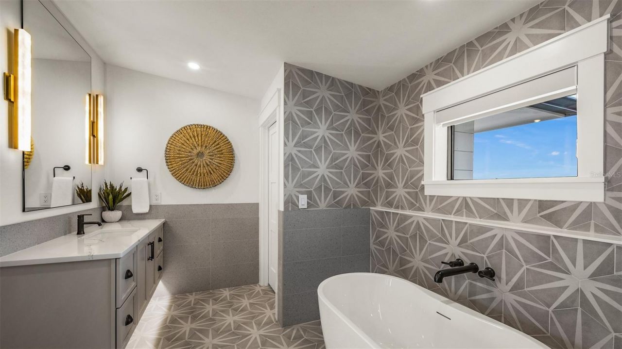 1142 Windsong Lane, Unit A, Sarasota, FL 34242 Photo