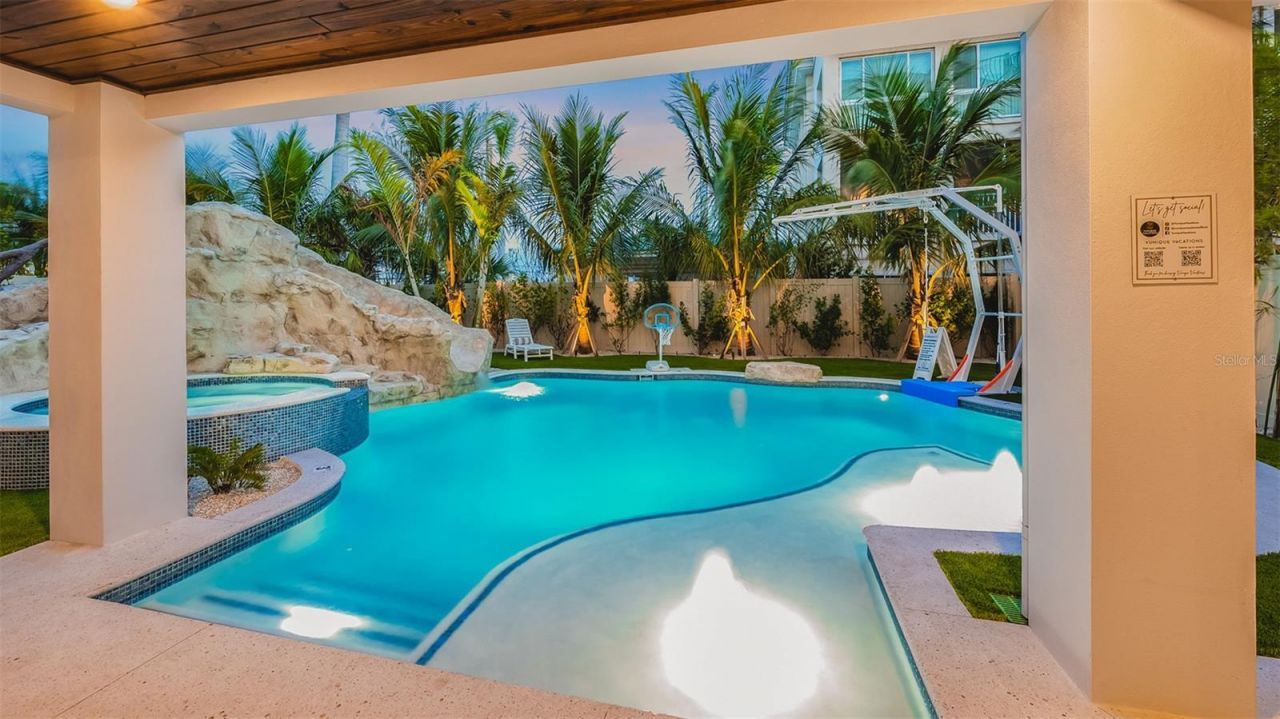 1142 Windsong Lane, Unit A, Sarasota, FL 34242 Photo