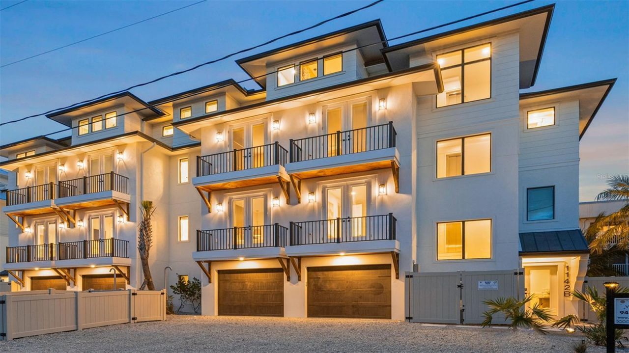 1142 Windsong Lane, Unit B, Sarasota, FL 34242 Photo