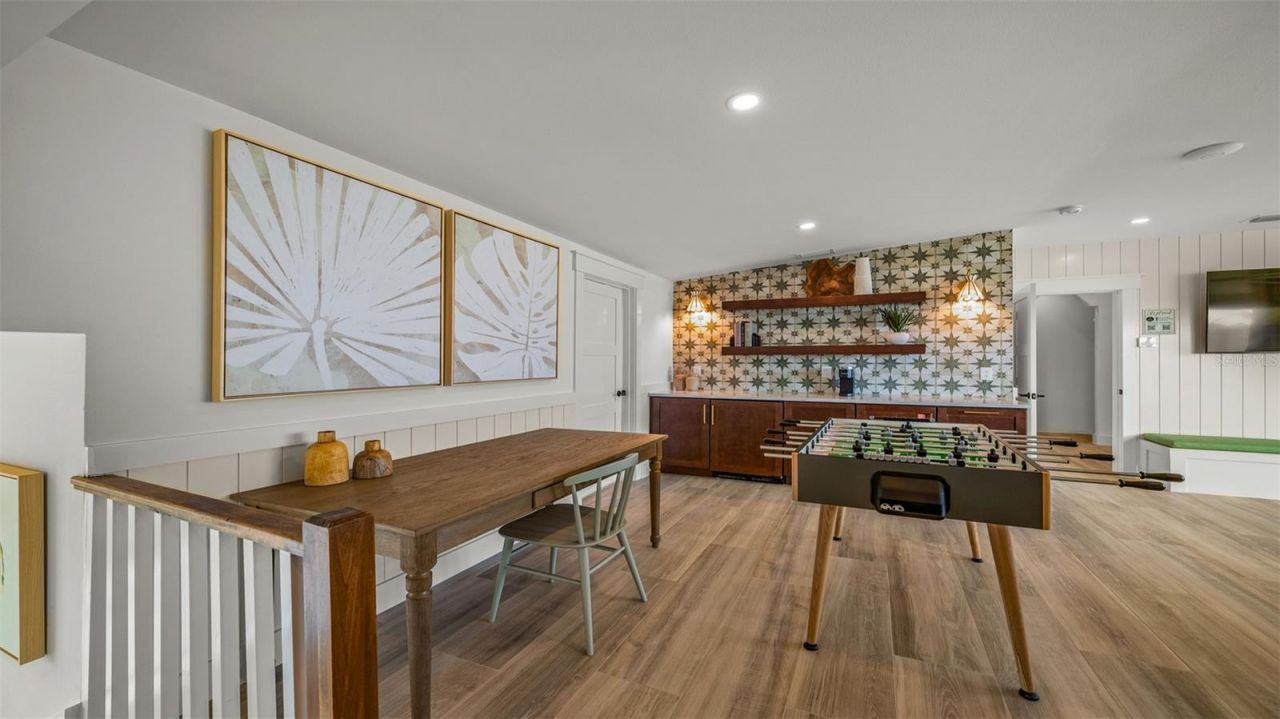 1142 Windsong Lane, Unit B, Sarasota, FL 34242 Photo