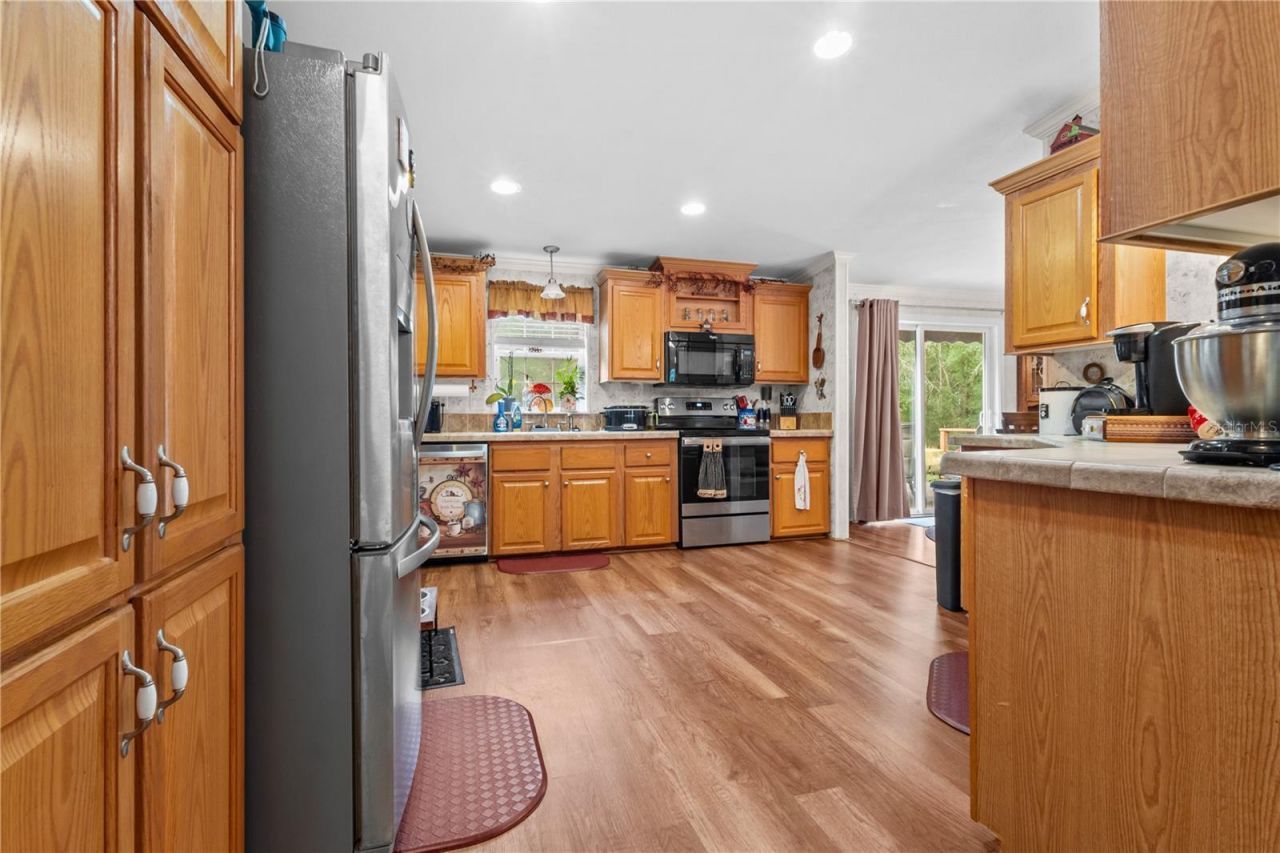 6679 NW 27th Place , Bell, FL 32619 Photo