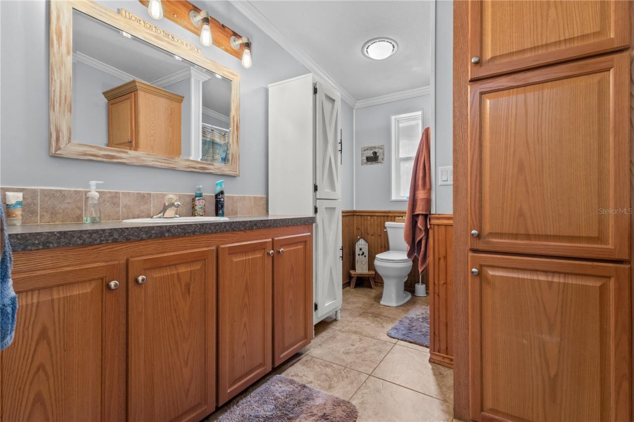 6679 NW 27th Place , Bell, FL 32619 Photo
