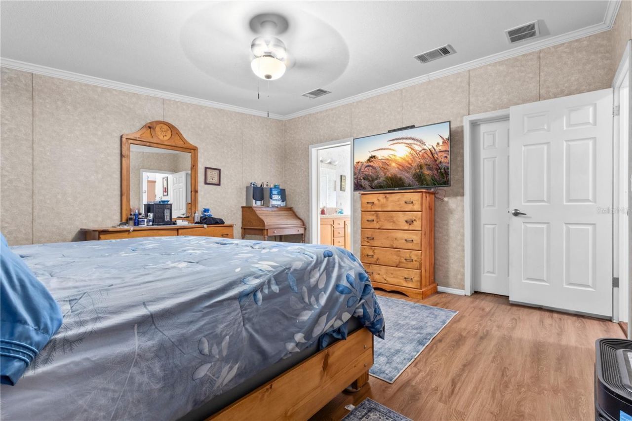 6679 NW 27th Place , Bell, FL 32619 Photo